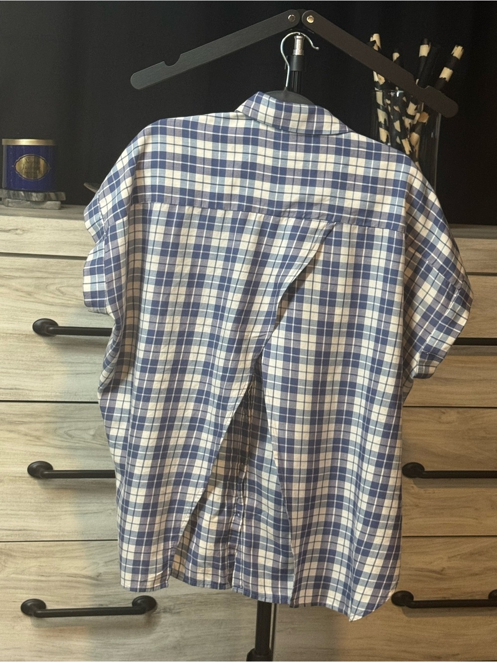 Women’s Blue and White MADEWELL Plaid Short-Sleeve Button-Up Shirt - Picture 2 of 3